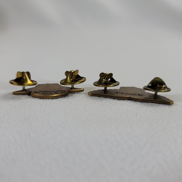 (2) Ladies Of Harley Pins - Harley-Davidson Motorcycles - Picture 7 of 8